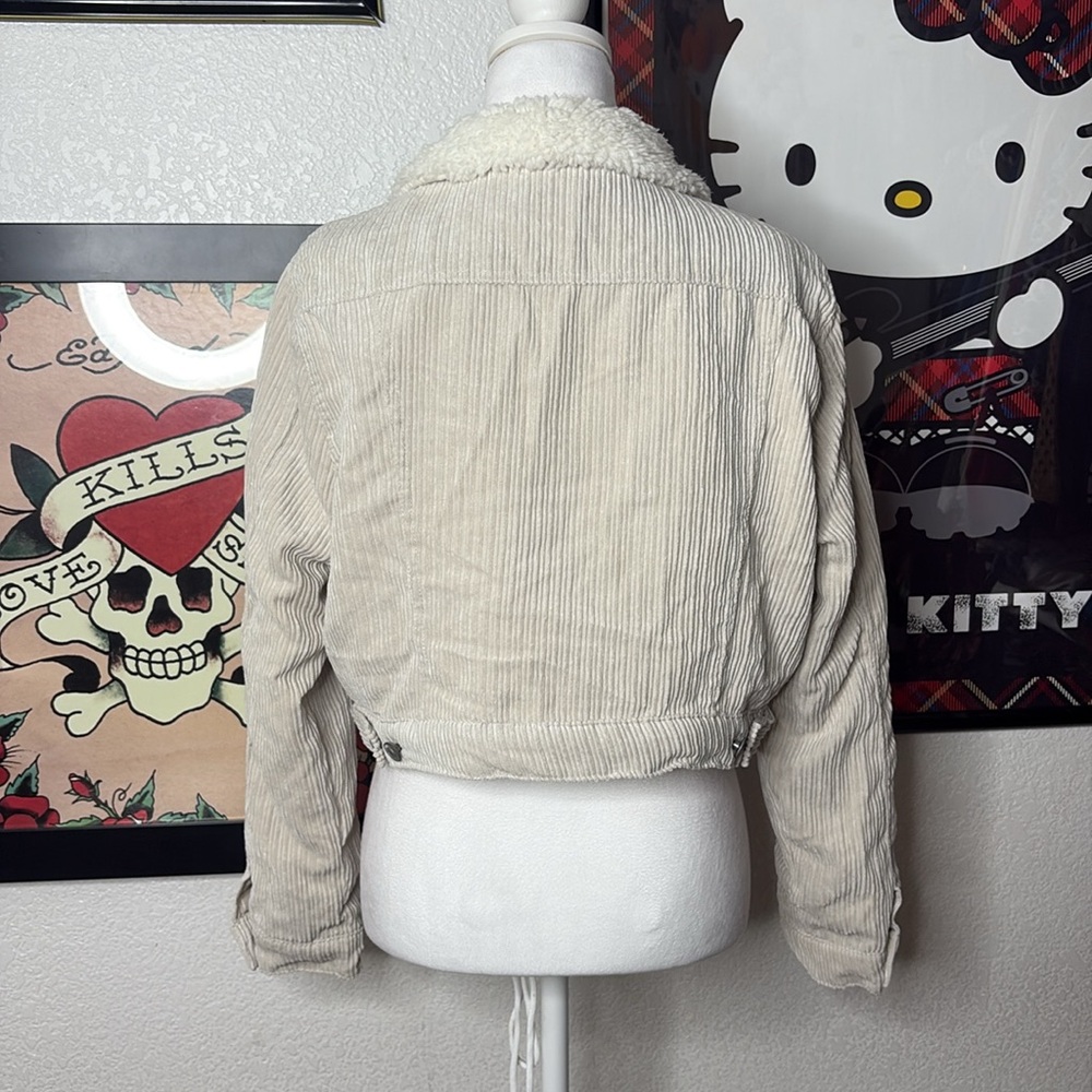 Cream Corduroy Sherpa Cropped Barn Jacket - Picture 2 of 6